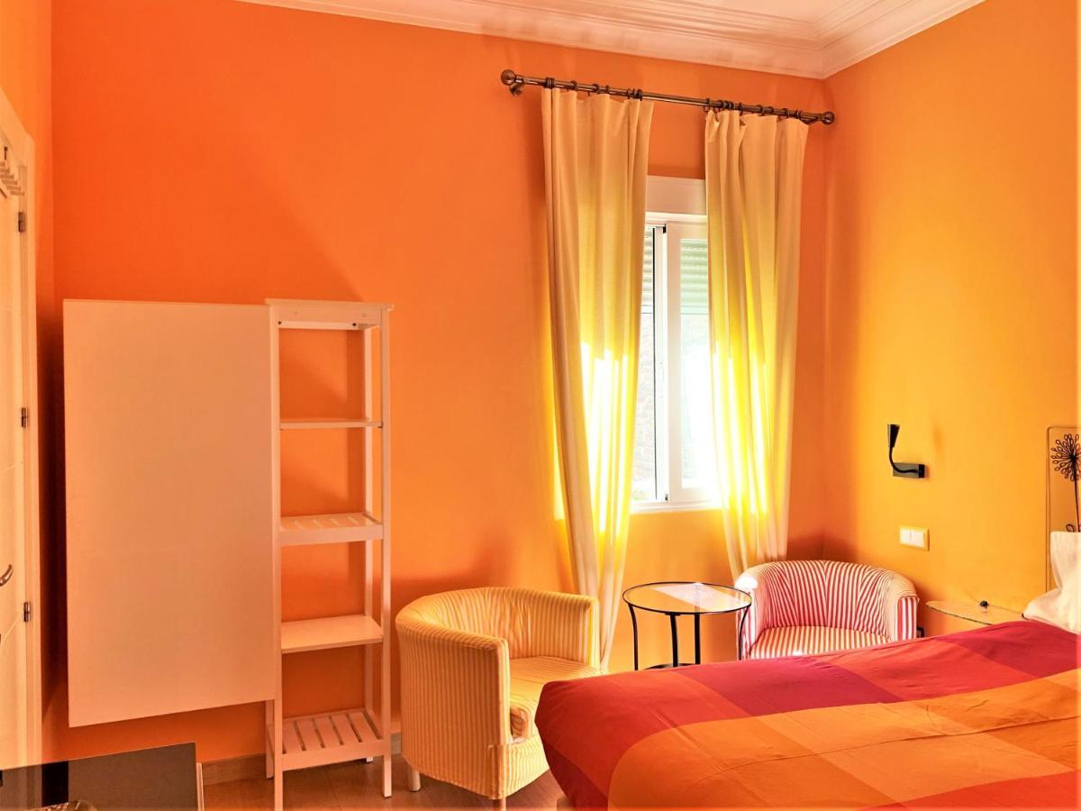 Hostal Arco Iris Madrid Exterior photo